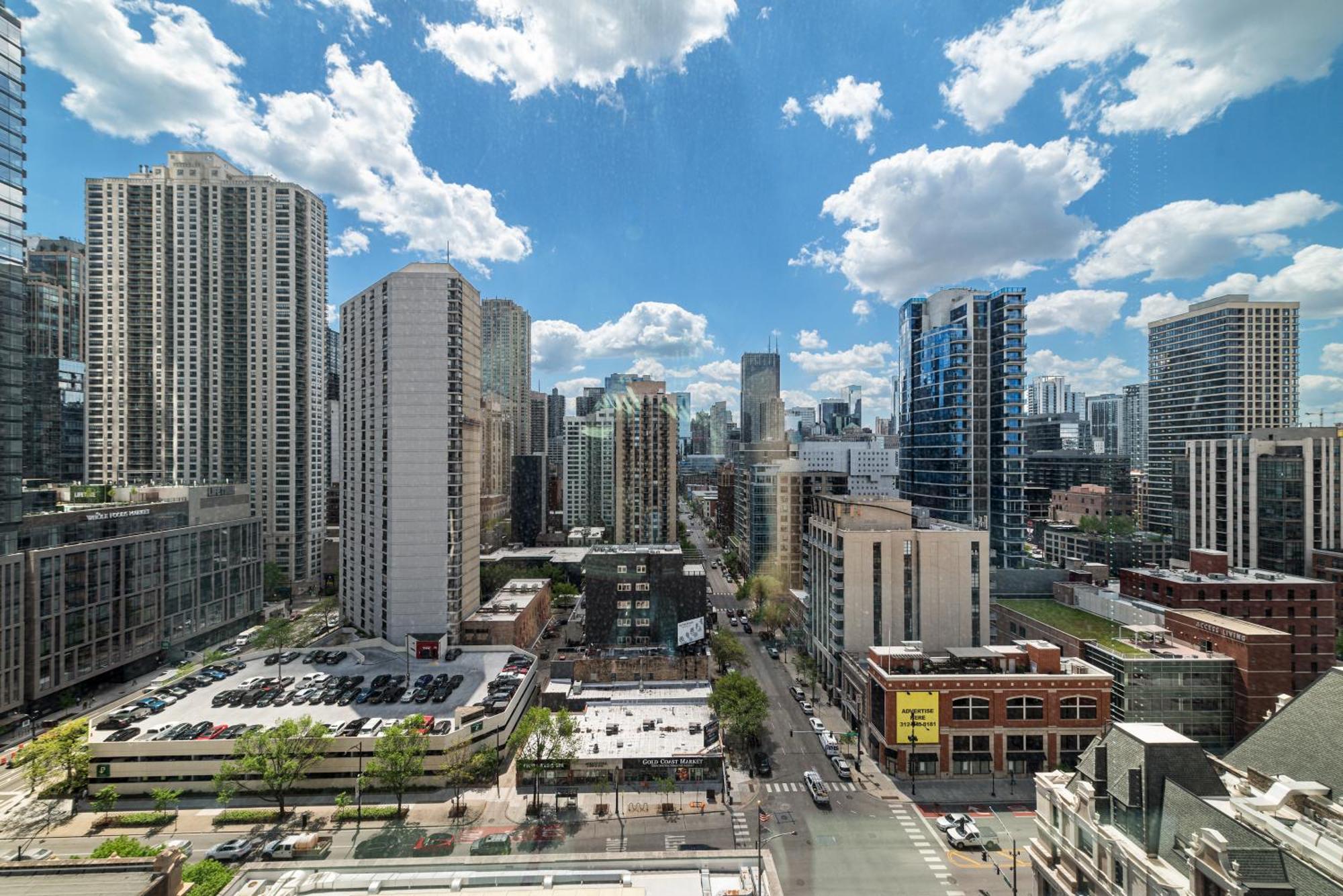 Aurelien Spacious Apartments In The Heart Of Gold Coast Chicago Exterior photo